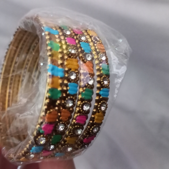 Bangle set from Pakistan gold multicolored - Picture 5 of 6